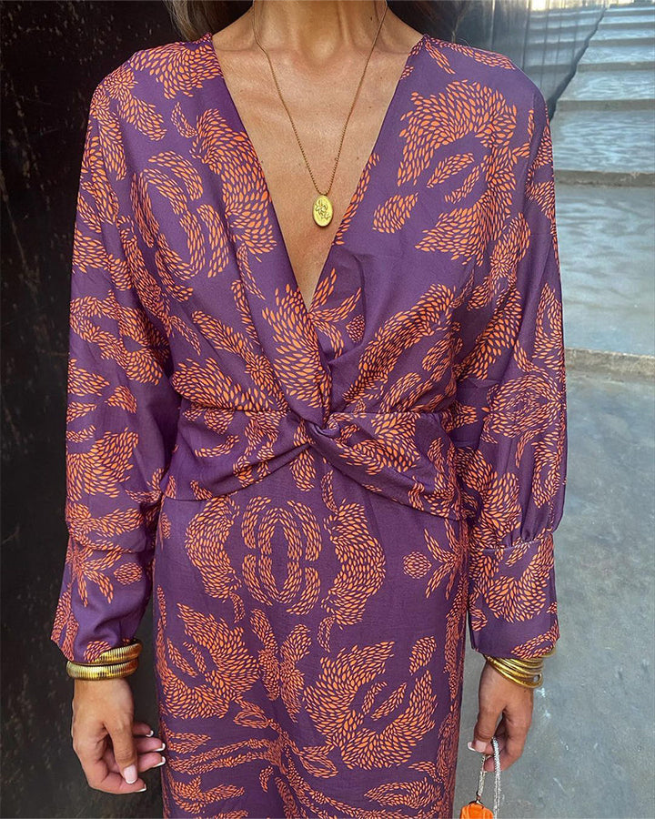 Evi-Lynn - Midi jurk met V-hals en print