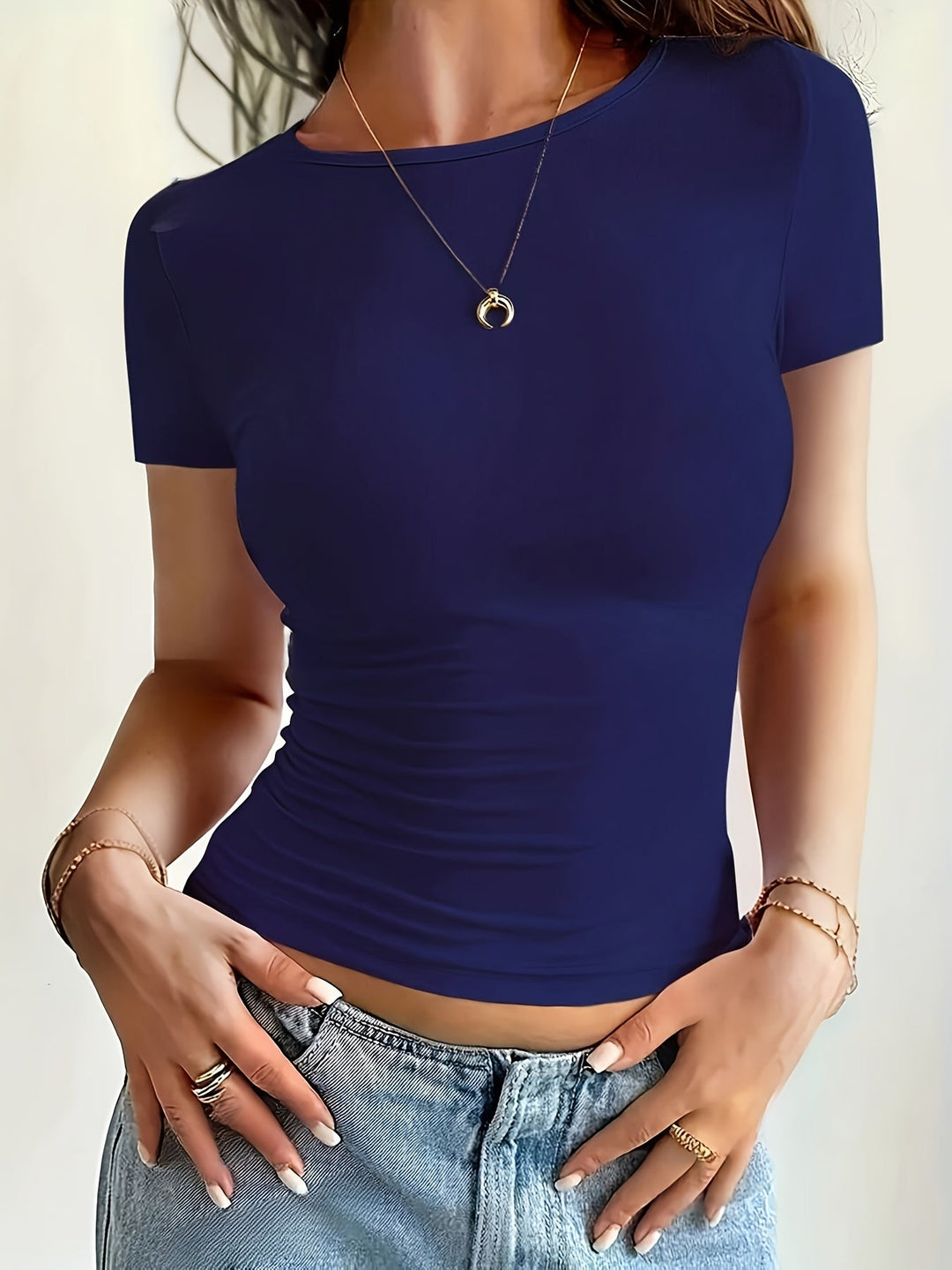 Kyana - Aansluitend basic T-shirt met stretch