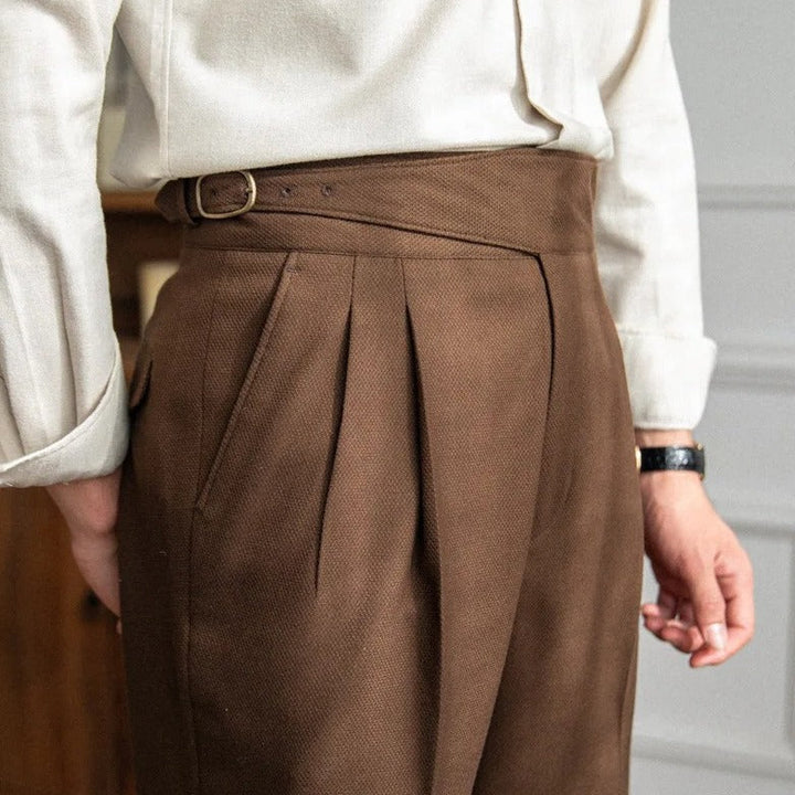Broek met hoge taille en plooien aan de voorkant