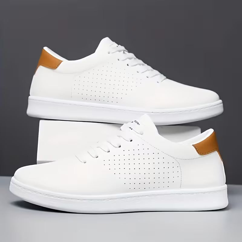 Lage skateschoenen met vetersluiting en perforaties