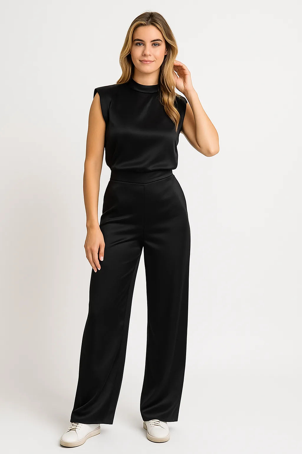 Mouwloze jumpsuit met luxe satijnlook en wijde pijpen