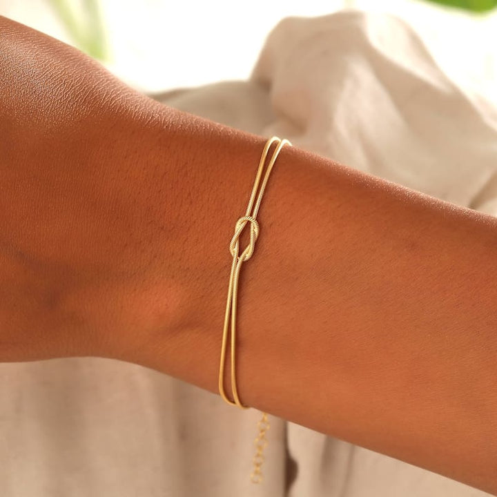 Nova - Liefdesknoop Armband