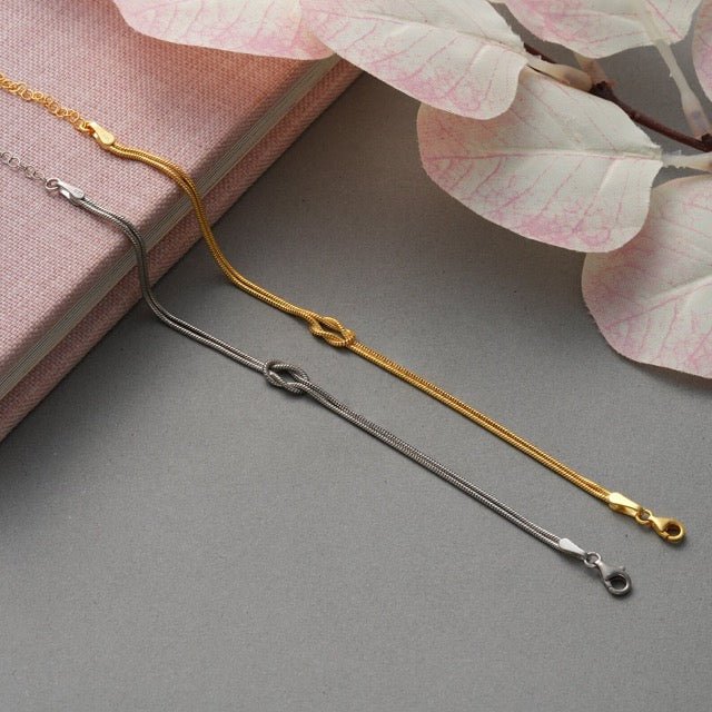 Nova - Liefdesknoop Armband