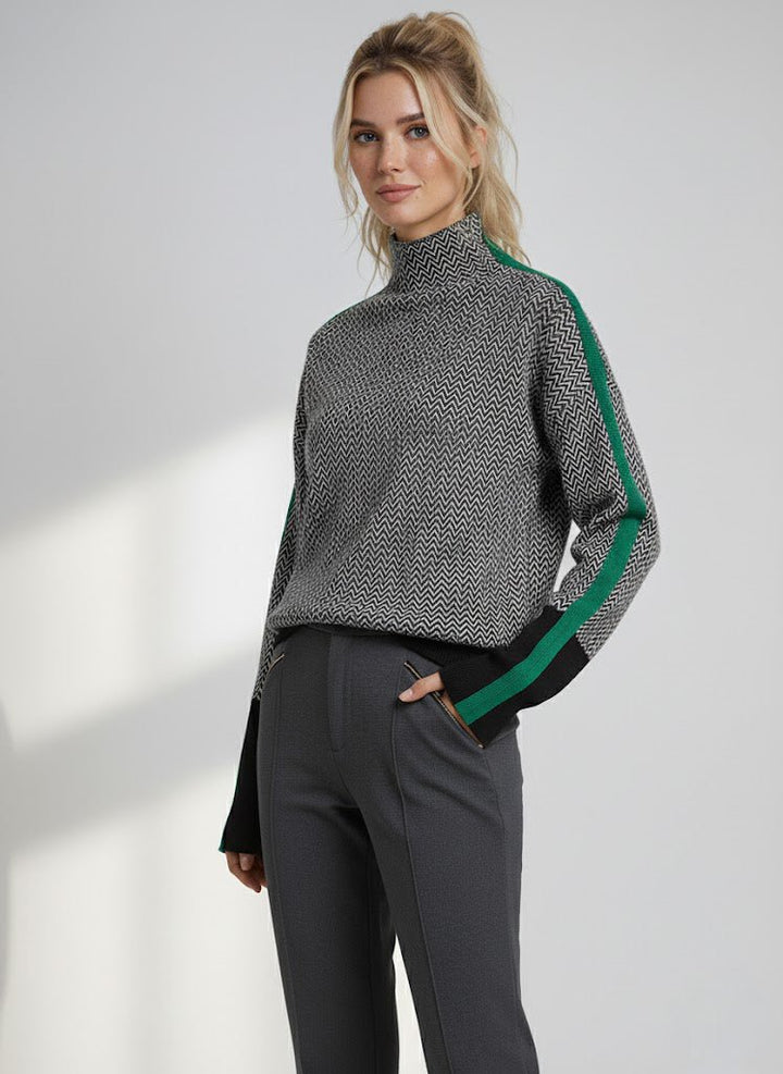 Elara | Turtleneck with Contrasting Stripes
