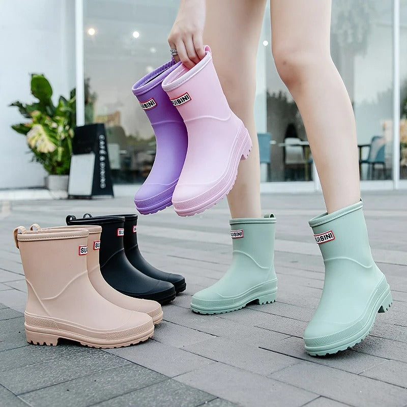 Trendy Waterdichte Halfhoge Regenlaarzen Met Antislip Zool Voor Vrouwen