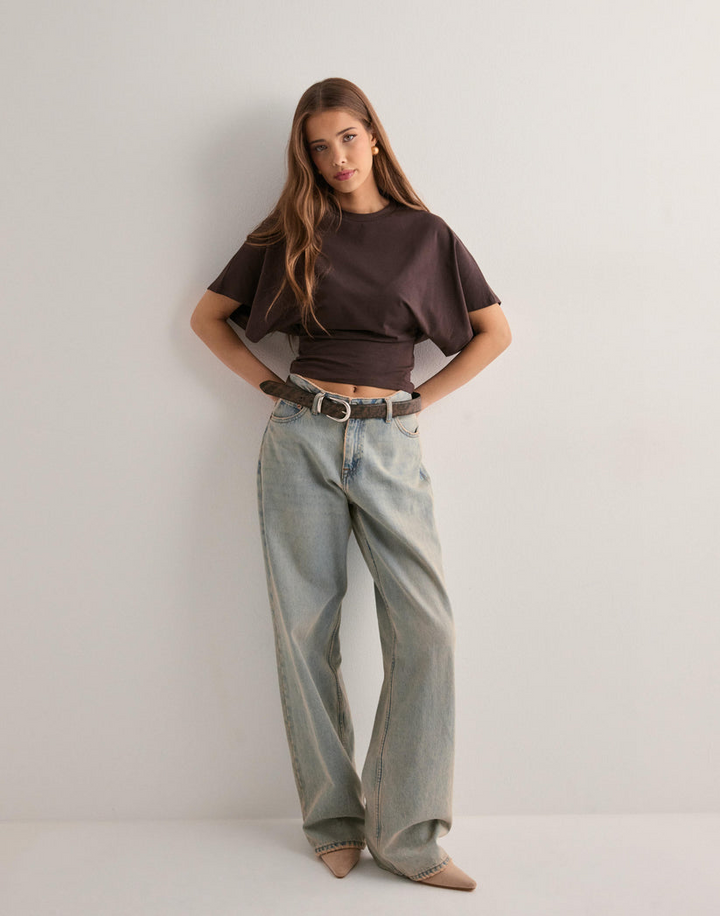 Femke - Trendy T-shirt met wijde mouwen