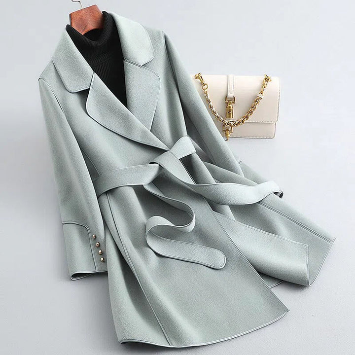 Muireann | Modieuze Trenchcoat met Ceintuur en Notch-Lapel