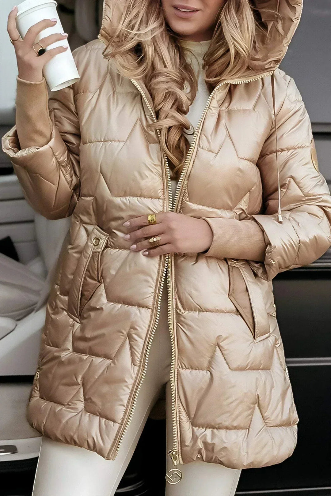 Thyra | Moderne Capuchon Tijdloze Puffer Jast